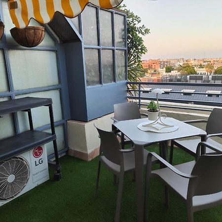 Agradable Duplex Terraza Virgen Del Rocio Lägenhet Sevilla Exteriör bild